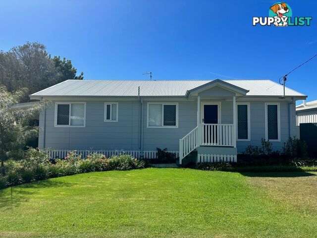 13 Bunning Street RUSSELL ISLAND QLD 4184