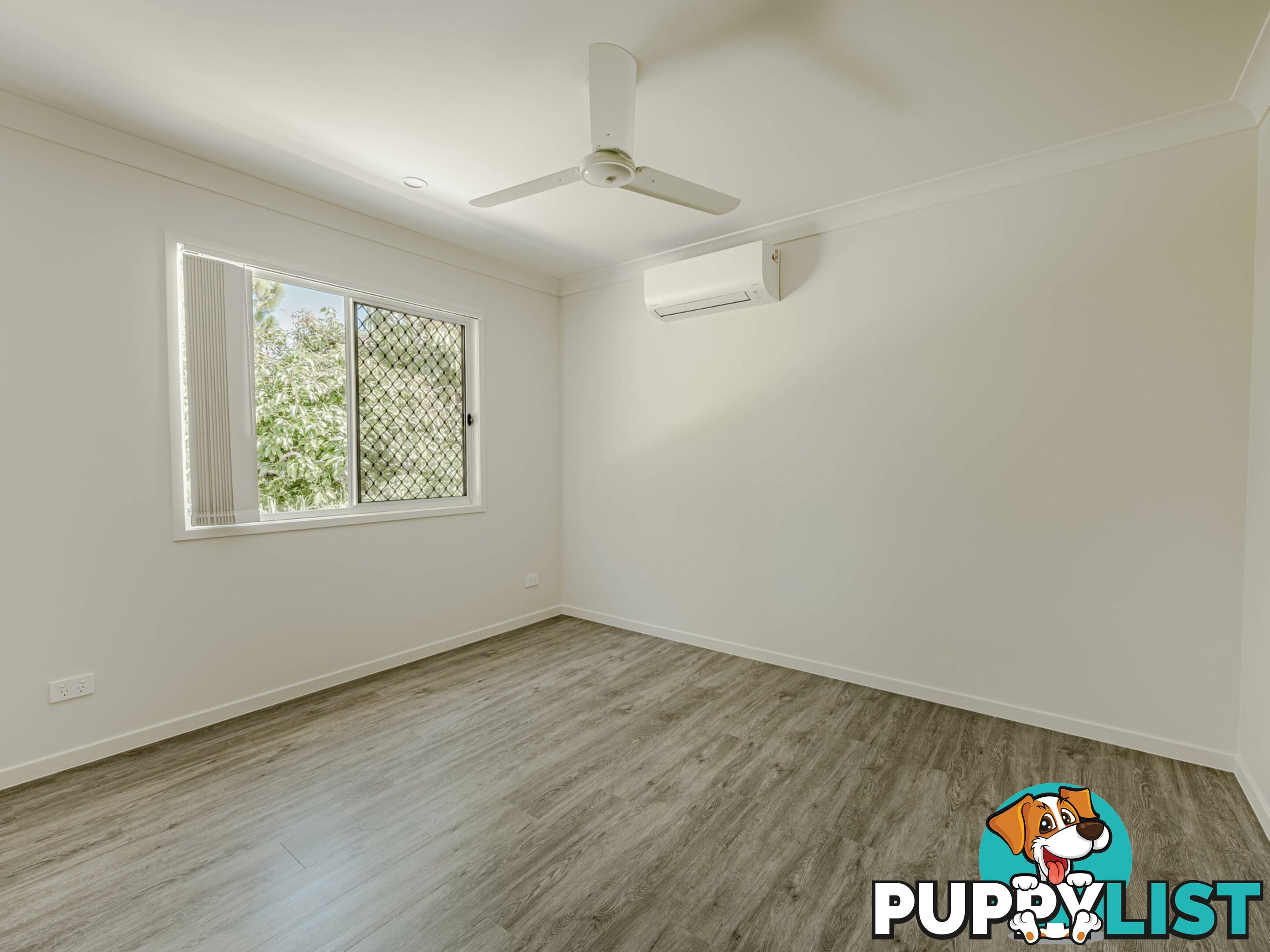 19 Robert Street RUSSELL ISLAND QLD 4184