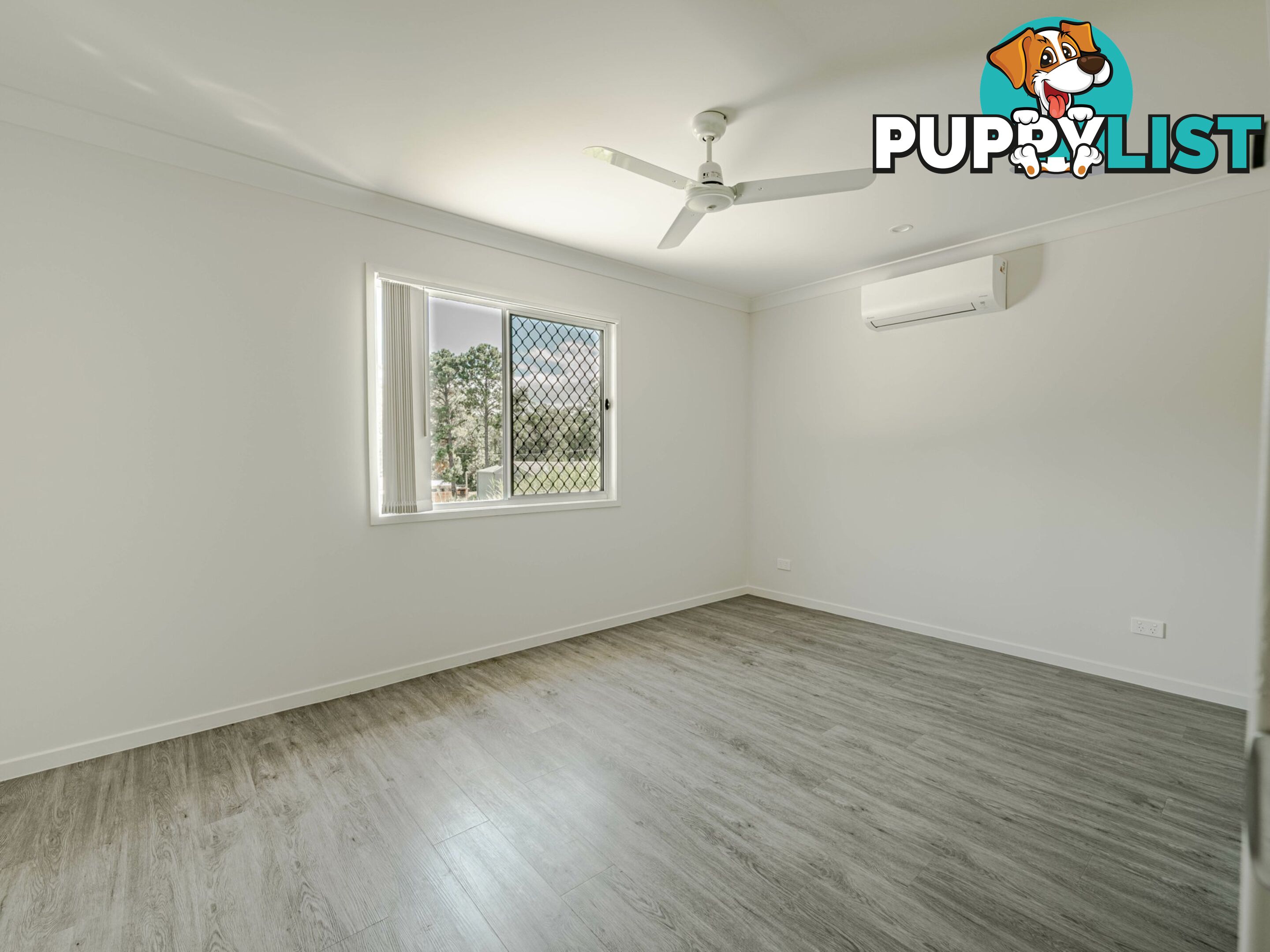 19 Robert Street RUSSELL ISLAND QLD 4184
