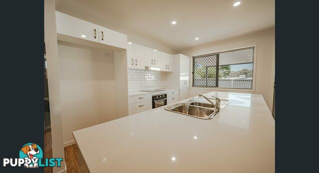 11 Kamar Street RUSSELL ISLAND QLD 4184