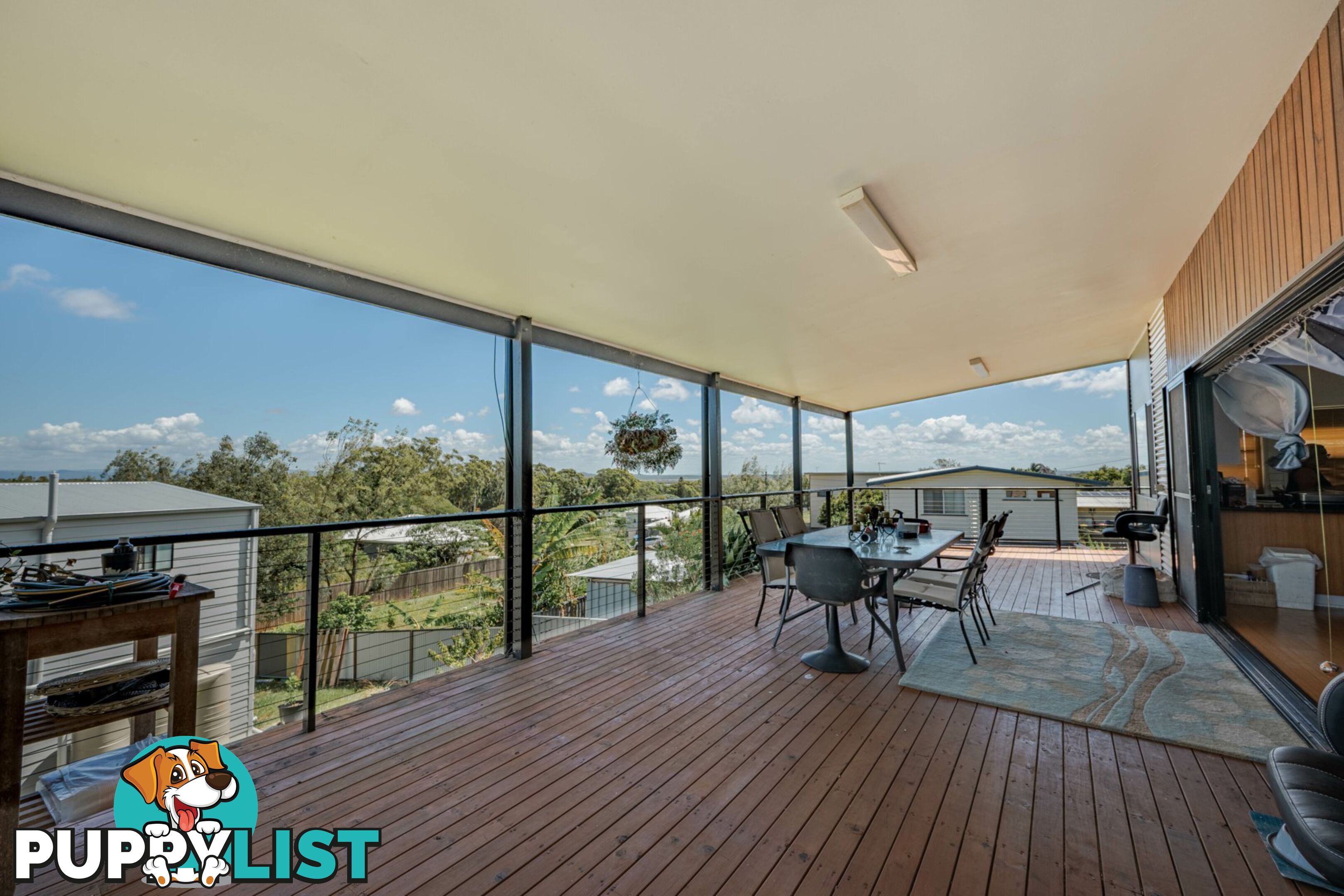 10 Carnation Court RUSSELL ISLAND QLD 4184