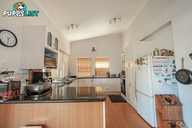 10 Carnation Court RUSSELL ISLAND QLD 4184