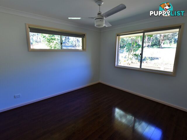 16 Oaklea Street RUSSELL ISLAND QLD 4184