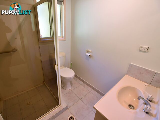 16 Oaklea Street RUSSELL ISLAND QLD 4184