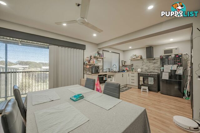 32 Main View RUSSELL ISLAND QLD 4184