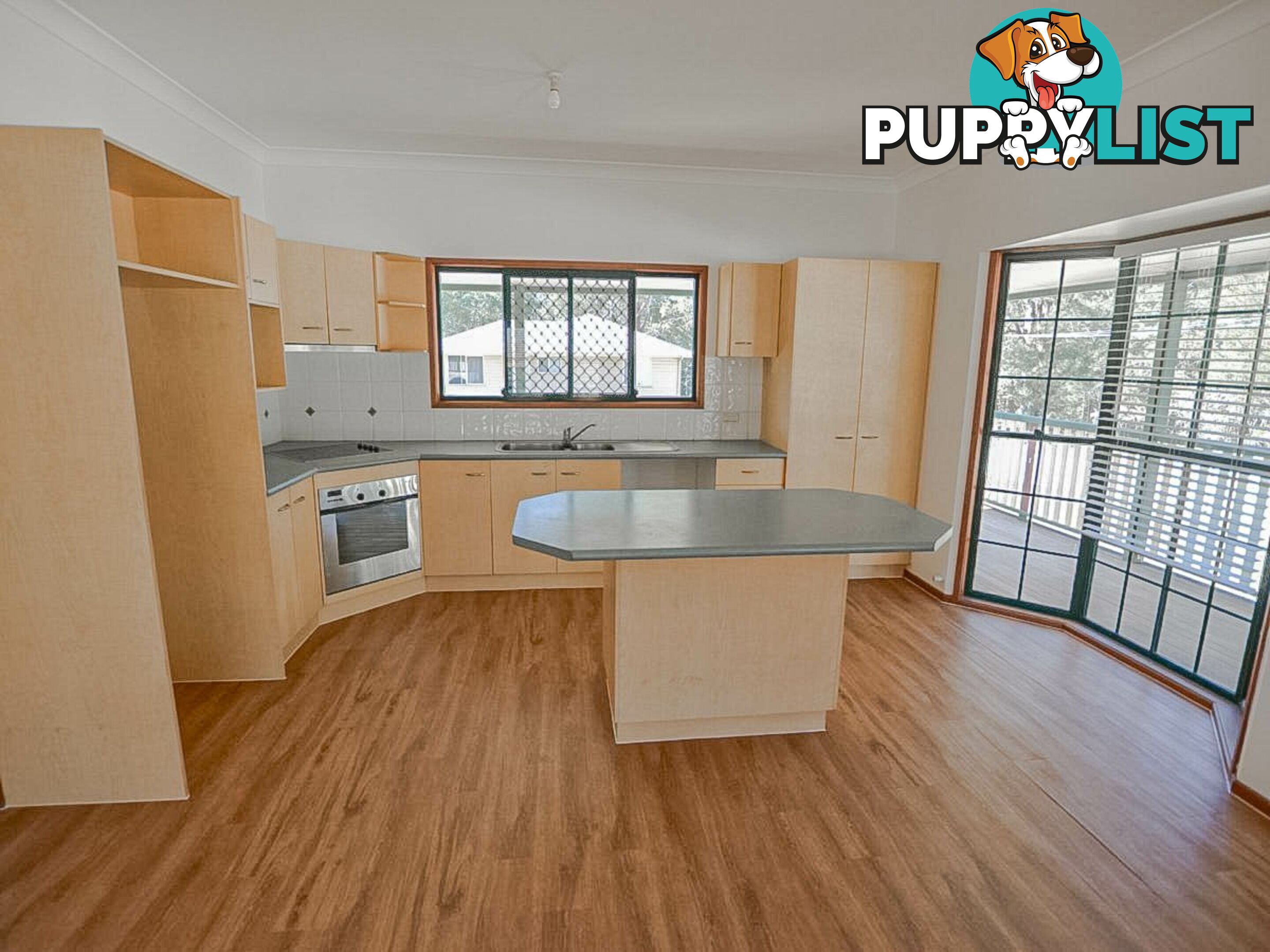 9-17 Sundown Rd RUSSELL ISLAND QLD 4184