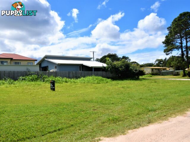 1 Hakea Street RUSSELL ISLAND QLD 4184