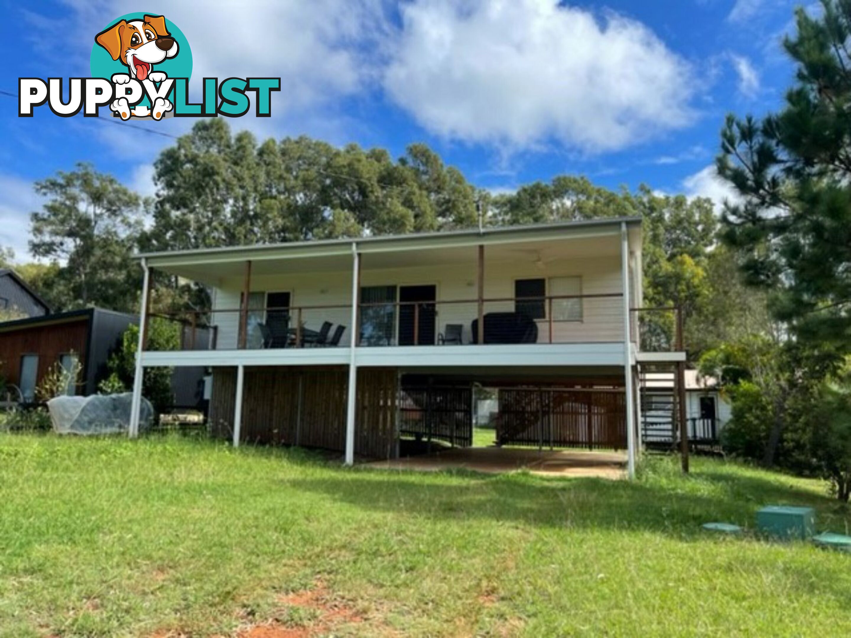 16 Aquamarine Avenue RUSSELL ISLAND QLD 4184