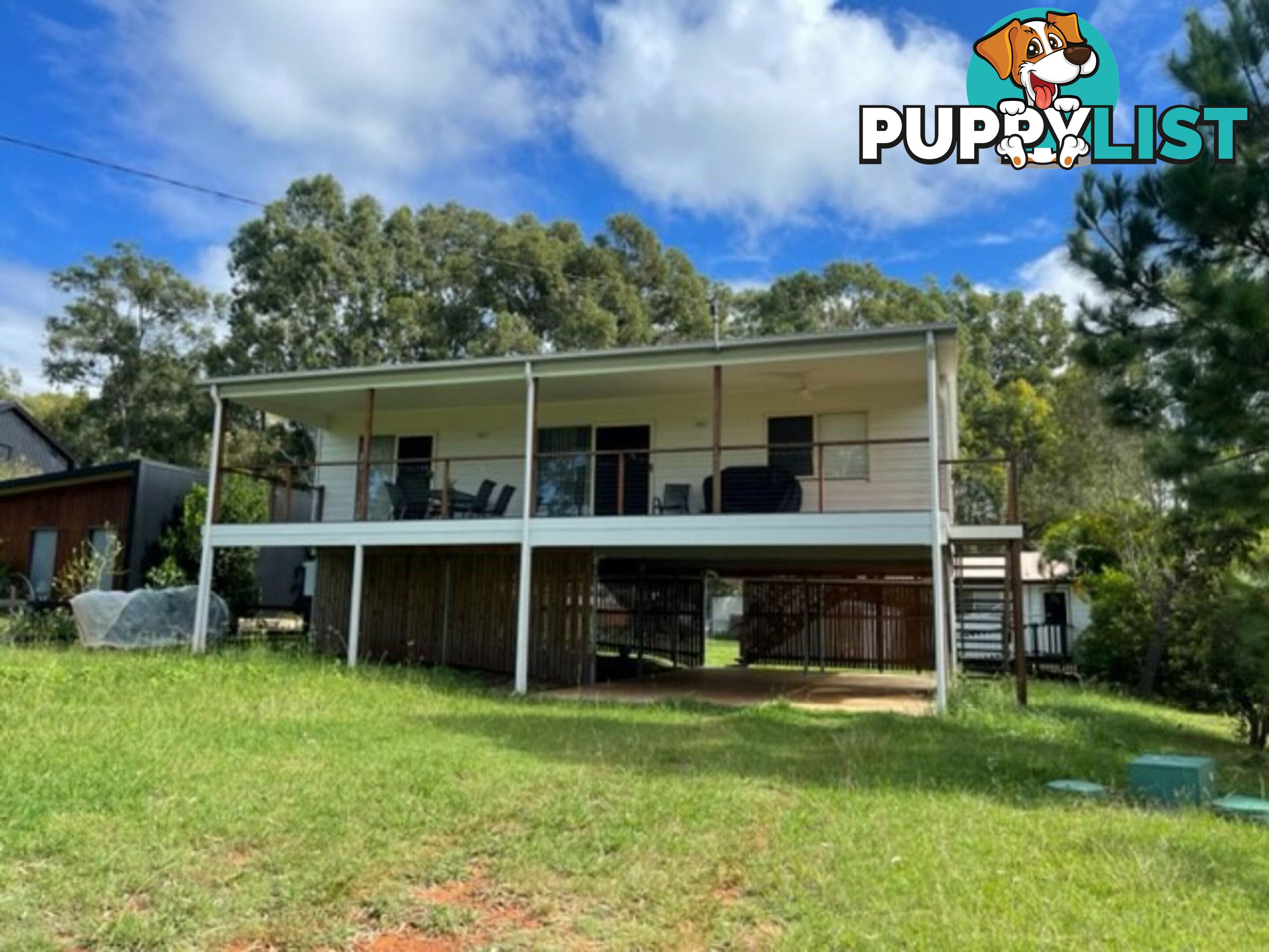 16 Aquamarine Avenue RUSSELL ISLAND QLD 4184