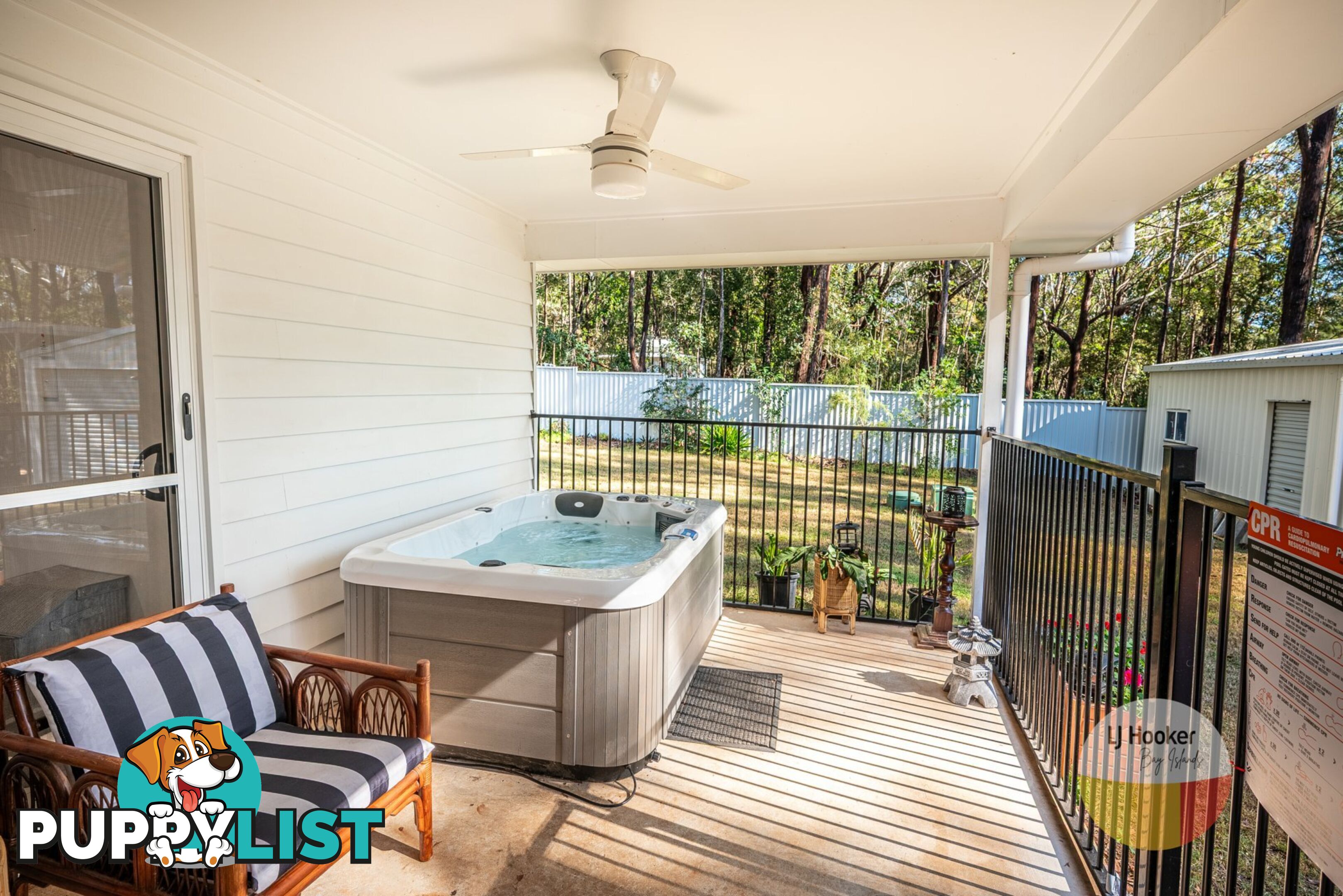 5-7 Meadstone Street RUSSELL ISLAND QLD 4184