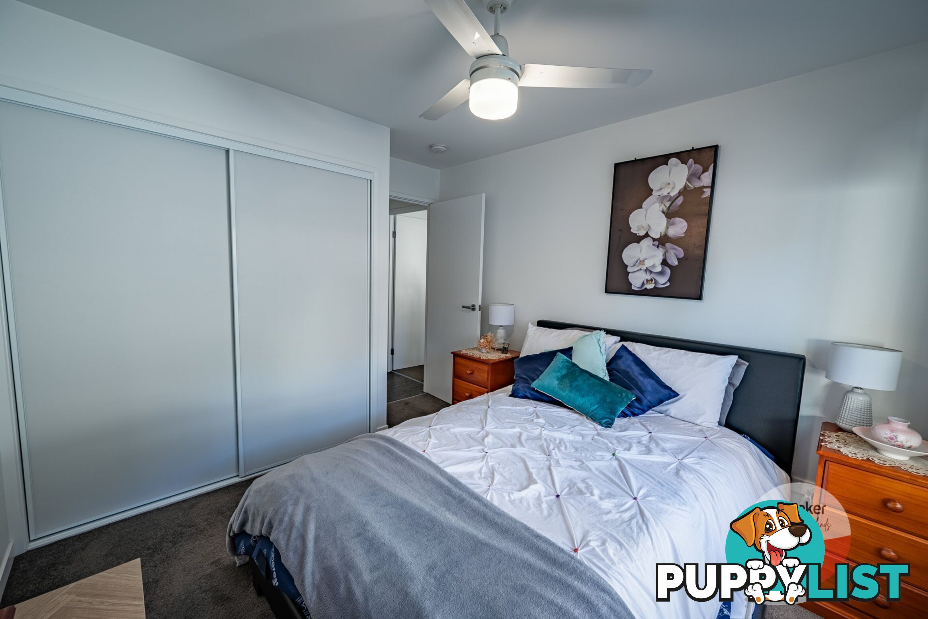 5-7 Meadstone Street RUSSELL ISLAND QLD 4184