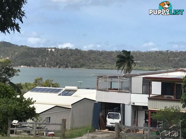 39 Canaipa Point Dve RUSSELL ISLAND QLD 4184