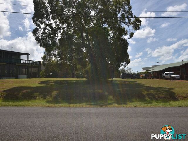 39 Canaipa Point Dve RUSSELL ISLAND QLD 4184