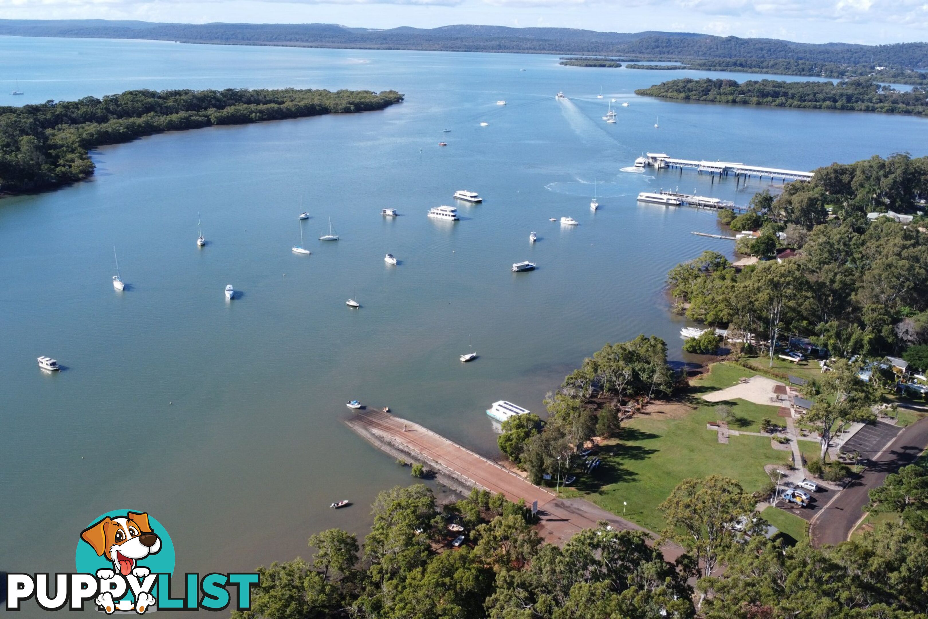 43 Trimaran Street RUSSELL ISLAND QLD 4184