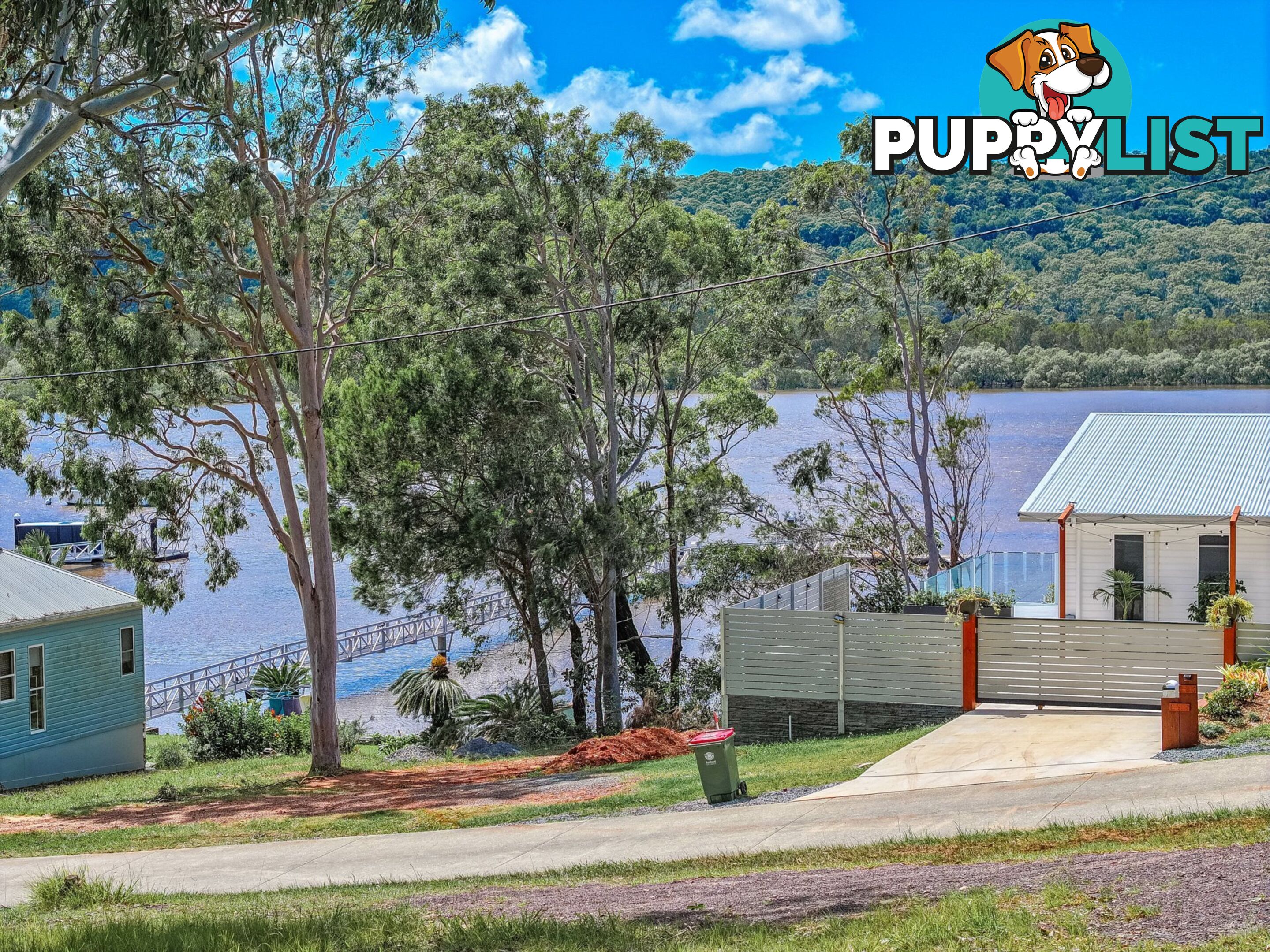 104 Wahine Dve RUSSELL ISLAND QLD 4184
