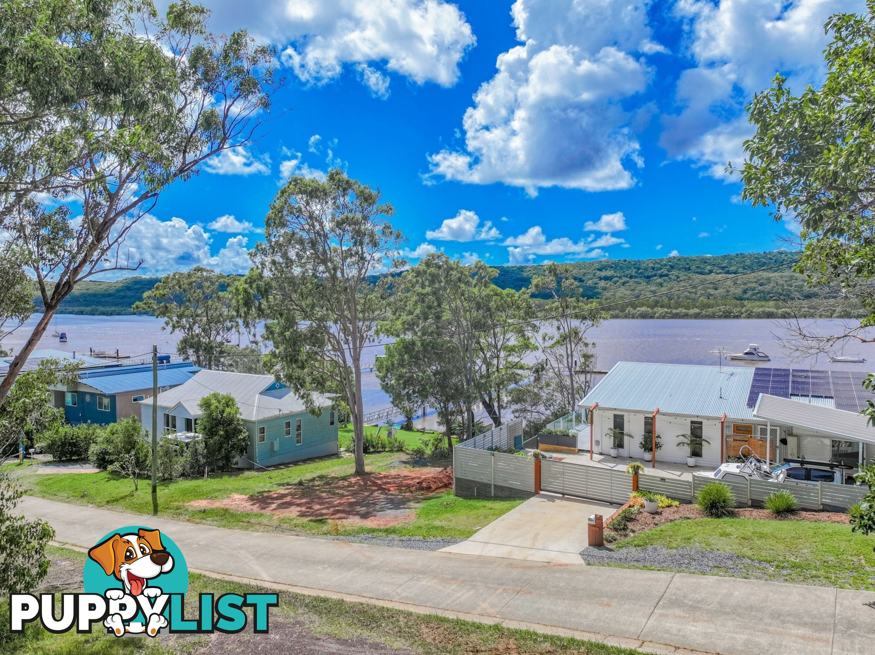 104 Wahine Dve RUSSELL ISLAND QLD 4184