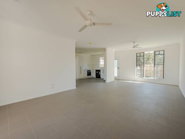 26 Guthrie Street RUSSELL ISLAND QLD 4184