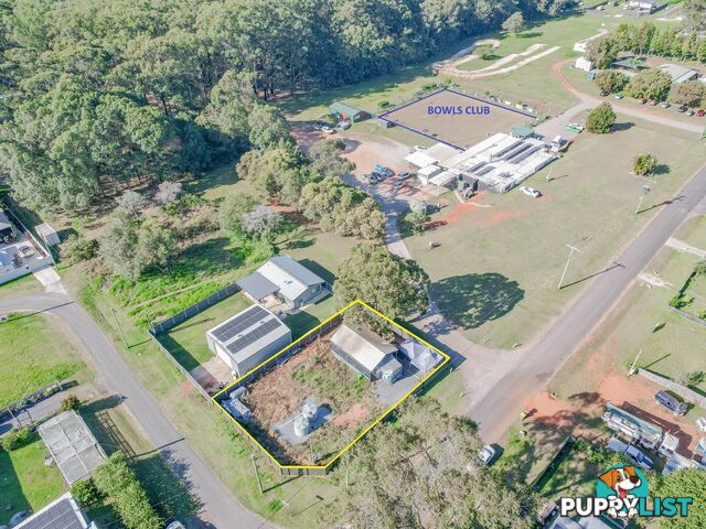 16 PLANTATION STREET RUSSELL ISLAND QLD 4184