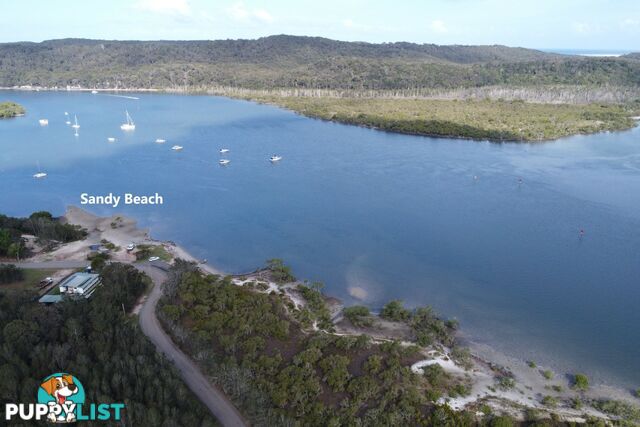 82 Shore Street RUSSELL ISLAND QLD 4184