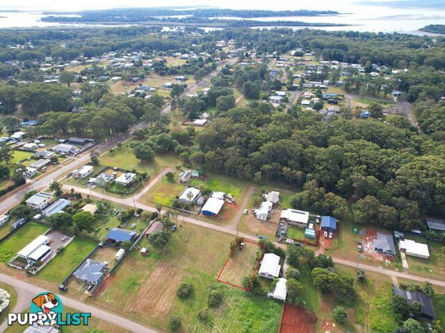 18 Pharlap Street RUSSELL ISLAND QLD 4184