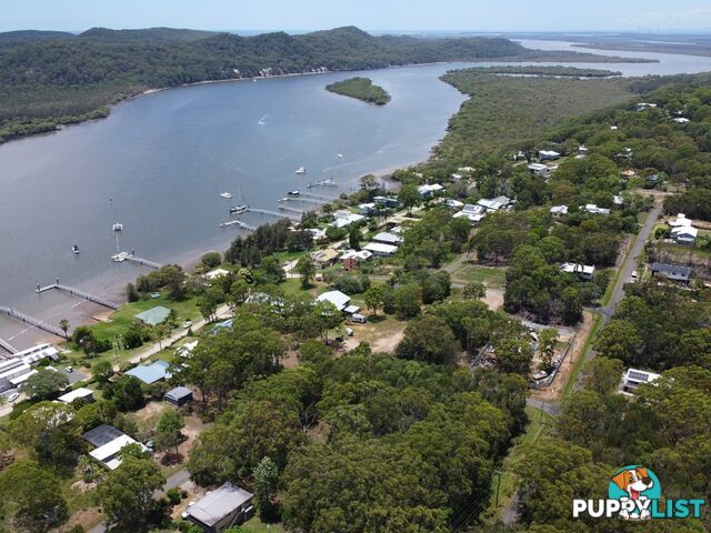 58 Wahine Drive RUSSELL ISLAND QLD 4184