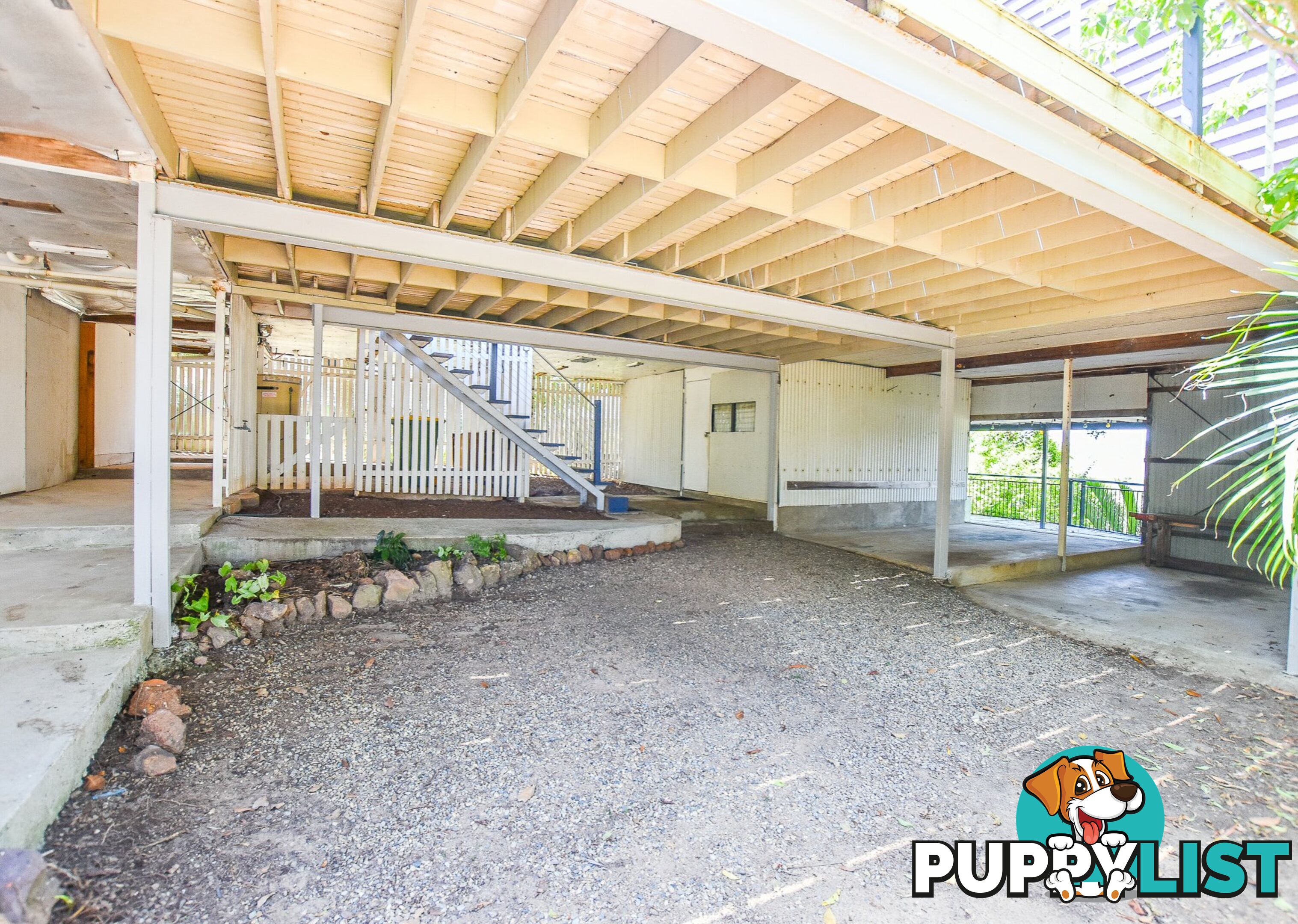 104 Crescent Dve RUSSELL ISLAND QLD 4184