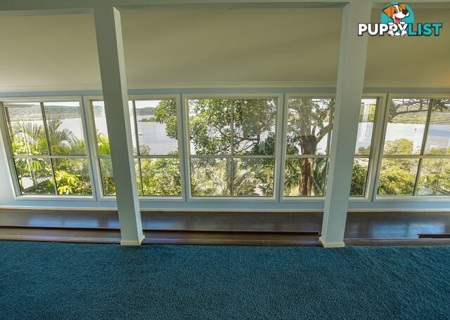 104 Crescent Dve RUSSELL ISLAND QLD 4184
