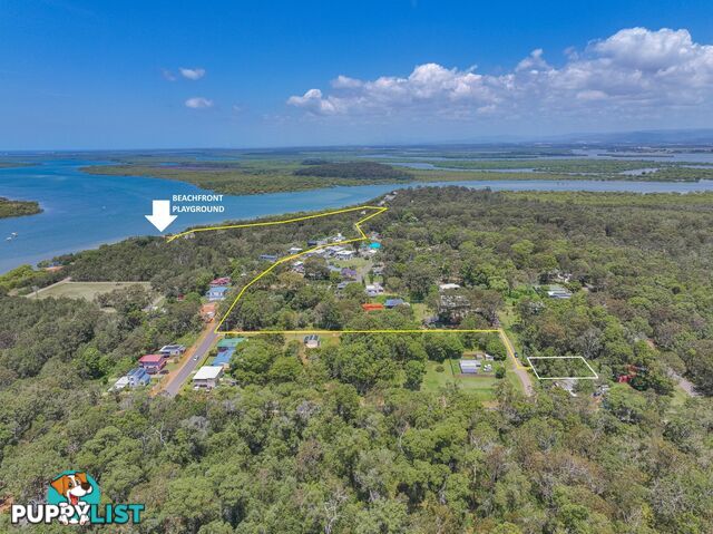 4 Castle Dve RUSSELL ISLAND QLD 4184