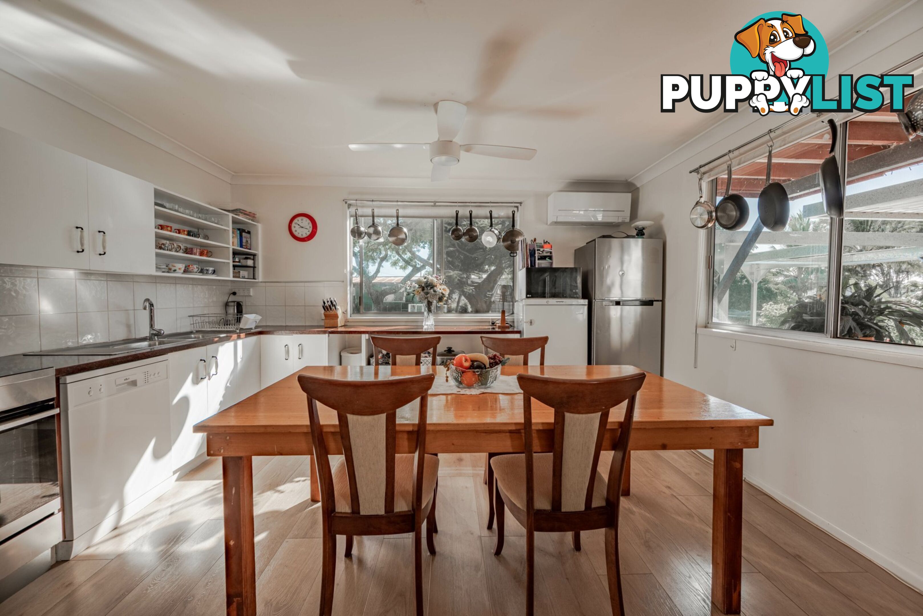 21-23 Kamar Street RUSSELL ISLAND QLD 4184