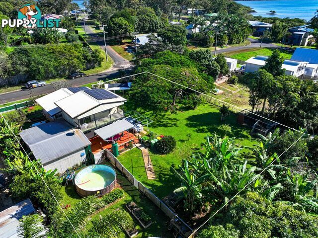 21-23 Kamar Street RUSSELL ISLAND QLD 4184