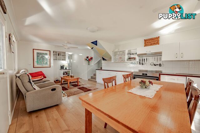 21-23 Kamar Street RUSSELL ISLAND QLD 4184