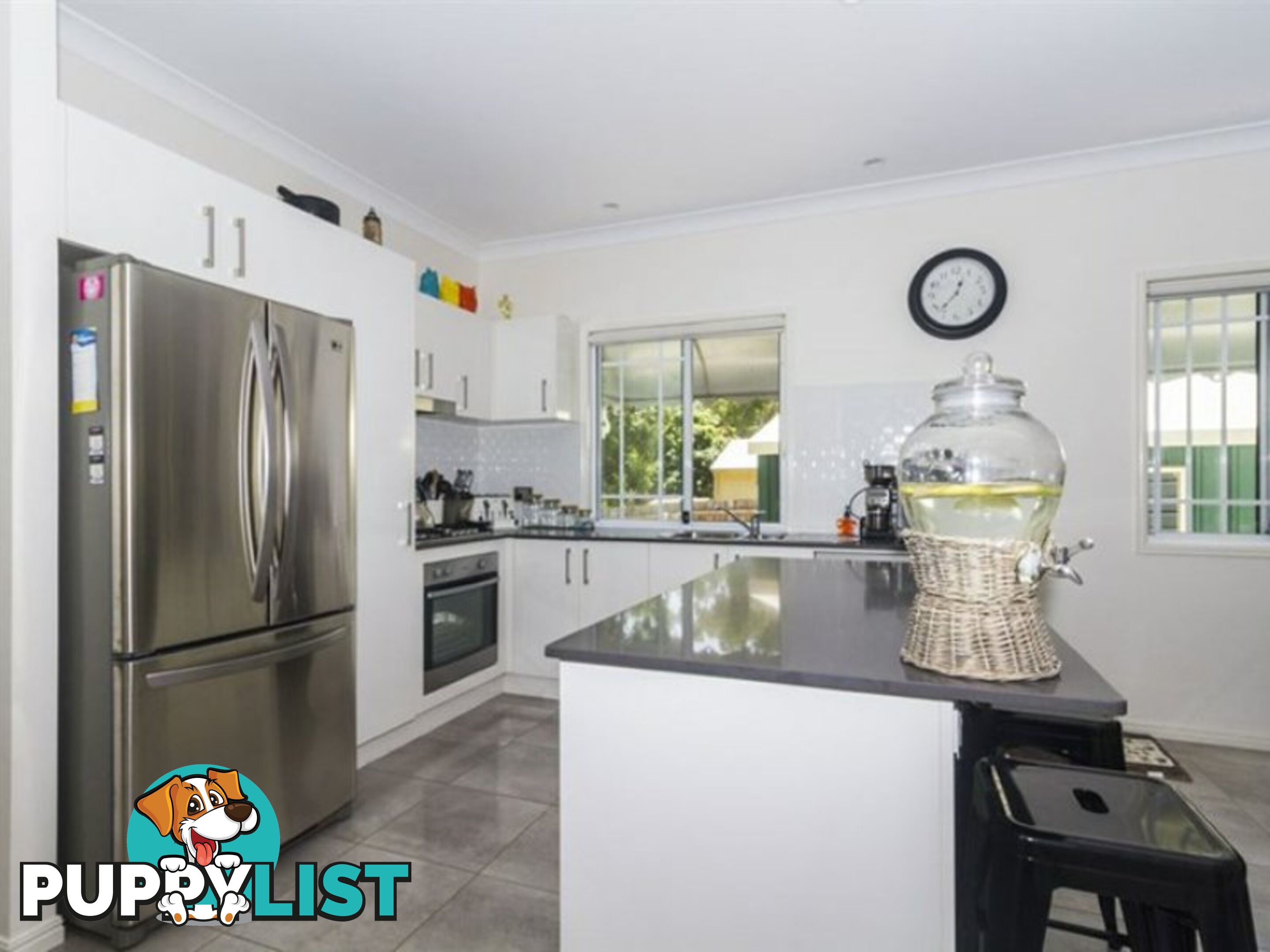 36 Kennedy Avenue RUSSELL ISLAND QLD 4184