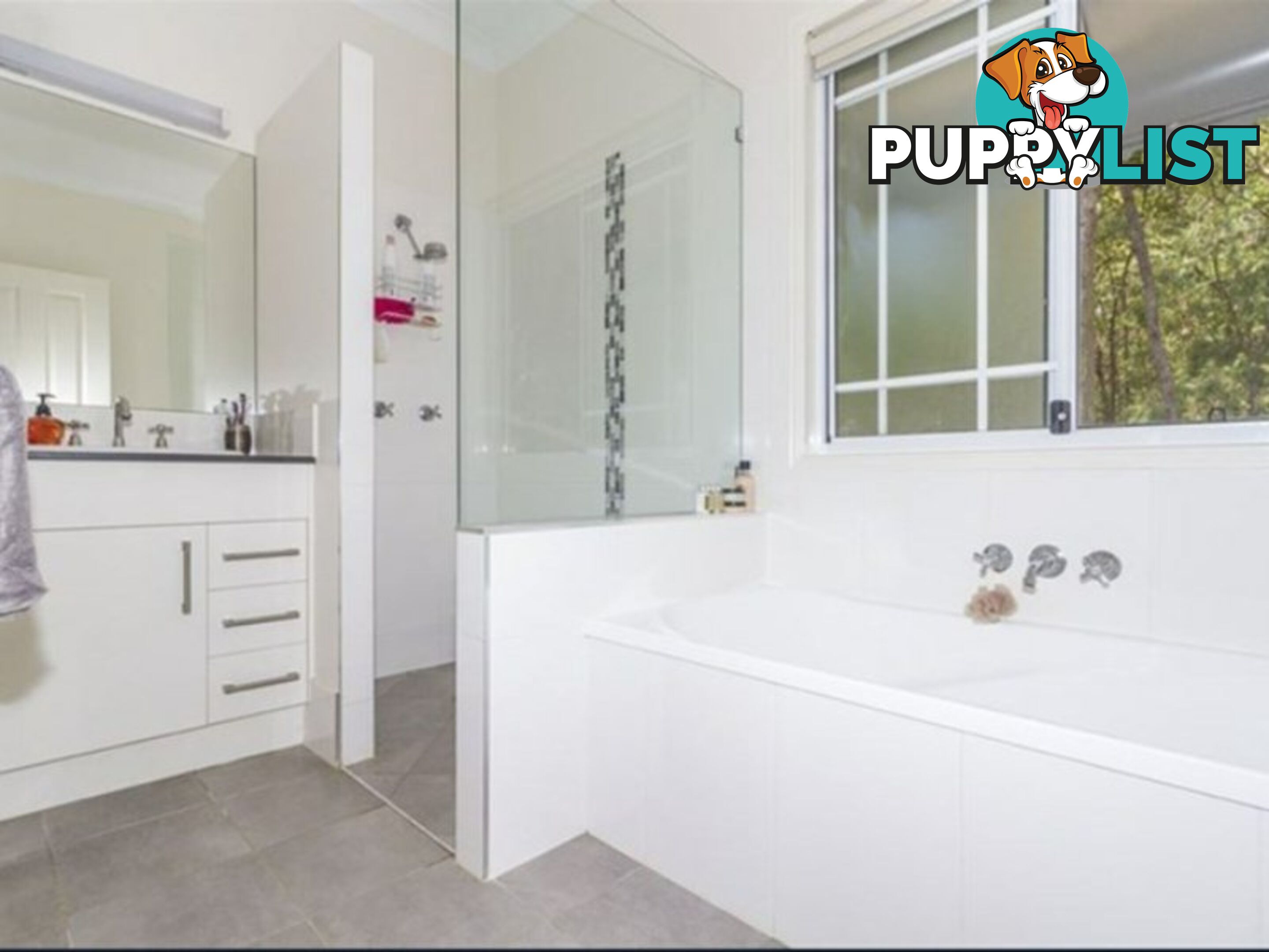 36 Kennedy Avenue RUSSELL ISLAND QLD 4184