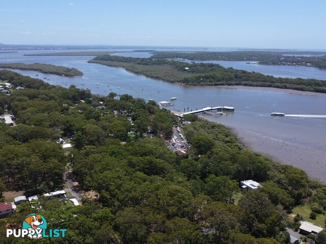 62 Barcelona Terrace RUSSELL ISLAND QLD 4184