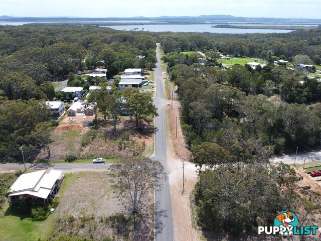 62 Barcelona Terrace RUSSELL ISLAND QLD 4184