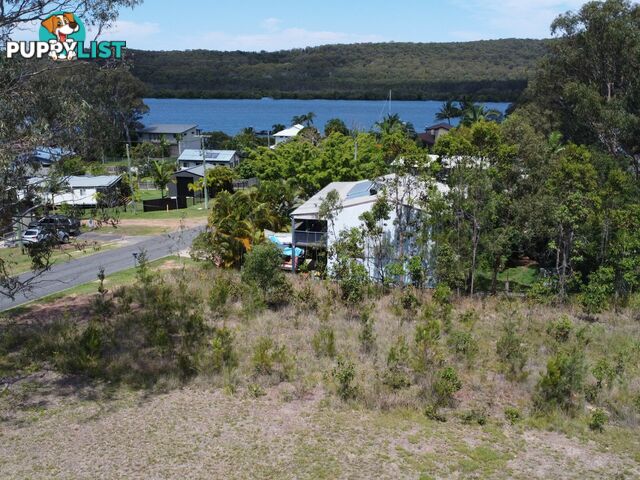 62 Barcelona Terrace RUSSELL ISLAND QLD 4184