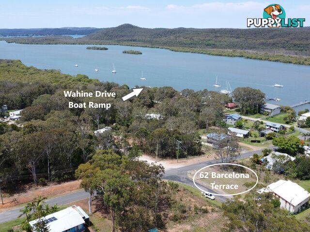 62 Barcelona Terrace RUSSELL ISLAND QLD 4184