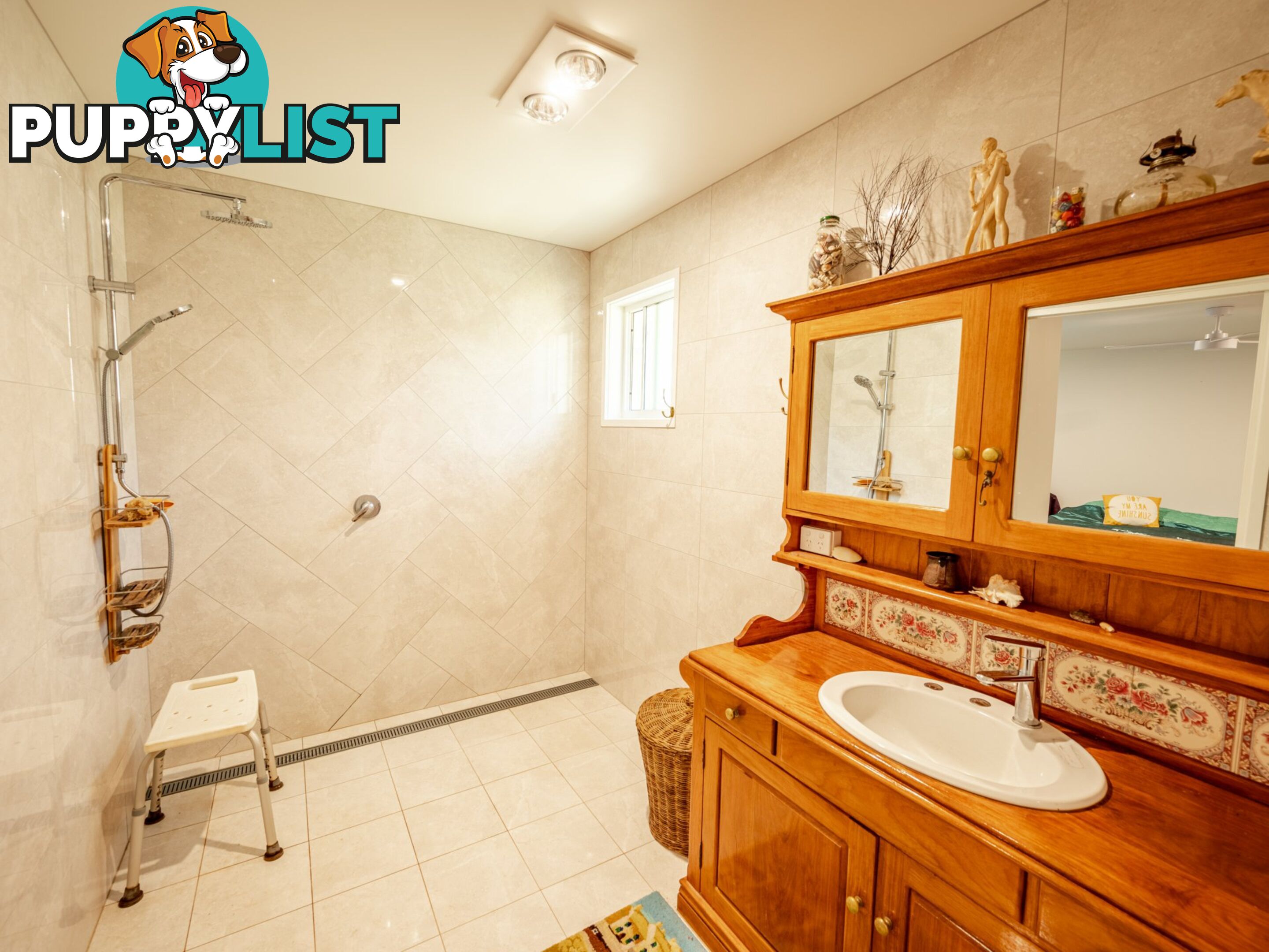 13 Opal Court RUSSELL ISLAND QLD 4184