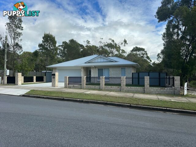 172 Centre Road RUSSELL ISLAND QLD 4184