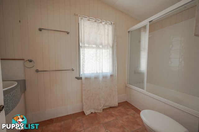 40 Aquamarine RUSSELL ISLAND QLD 4184