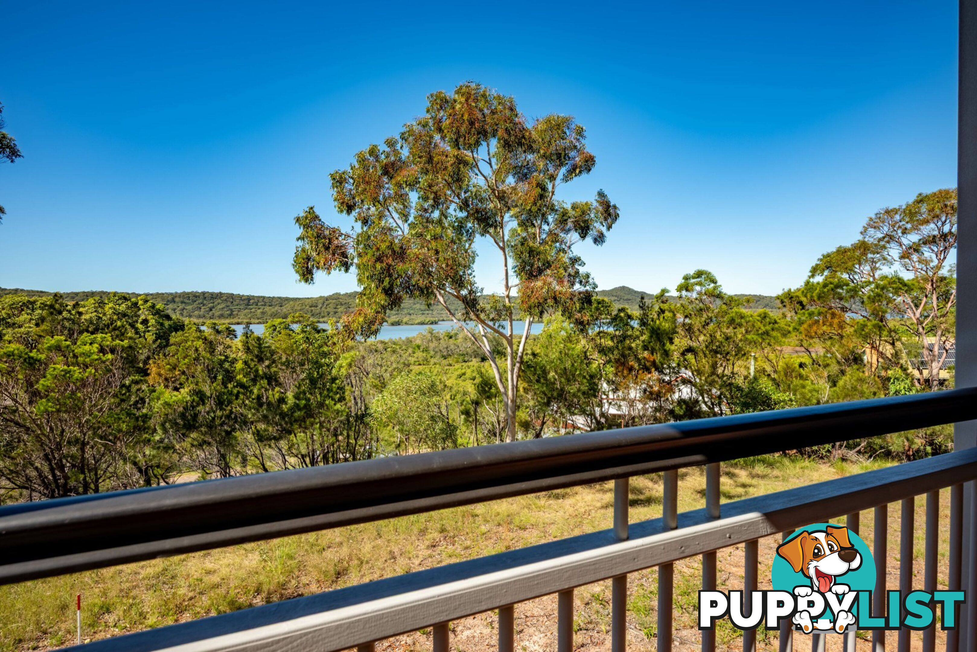 40 Aquamarine RUSSELL ISLAND QLD 4184