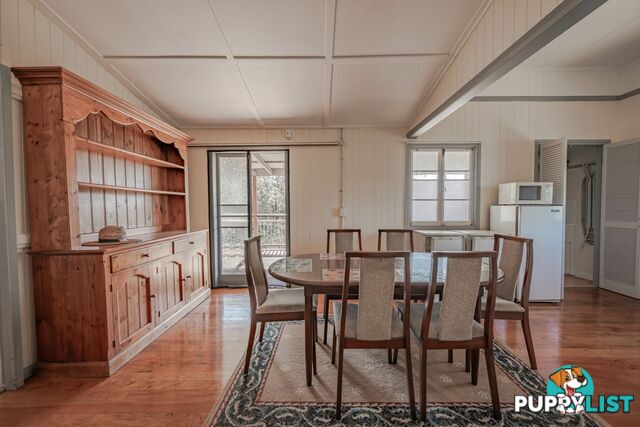 40 Aquamarine RUSSELL ISLAND QLD 4184