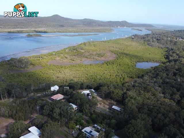 35 Aquamarine Ave RUSSELL ISLAND QLD 4184