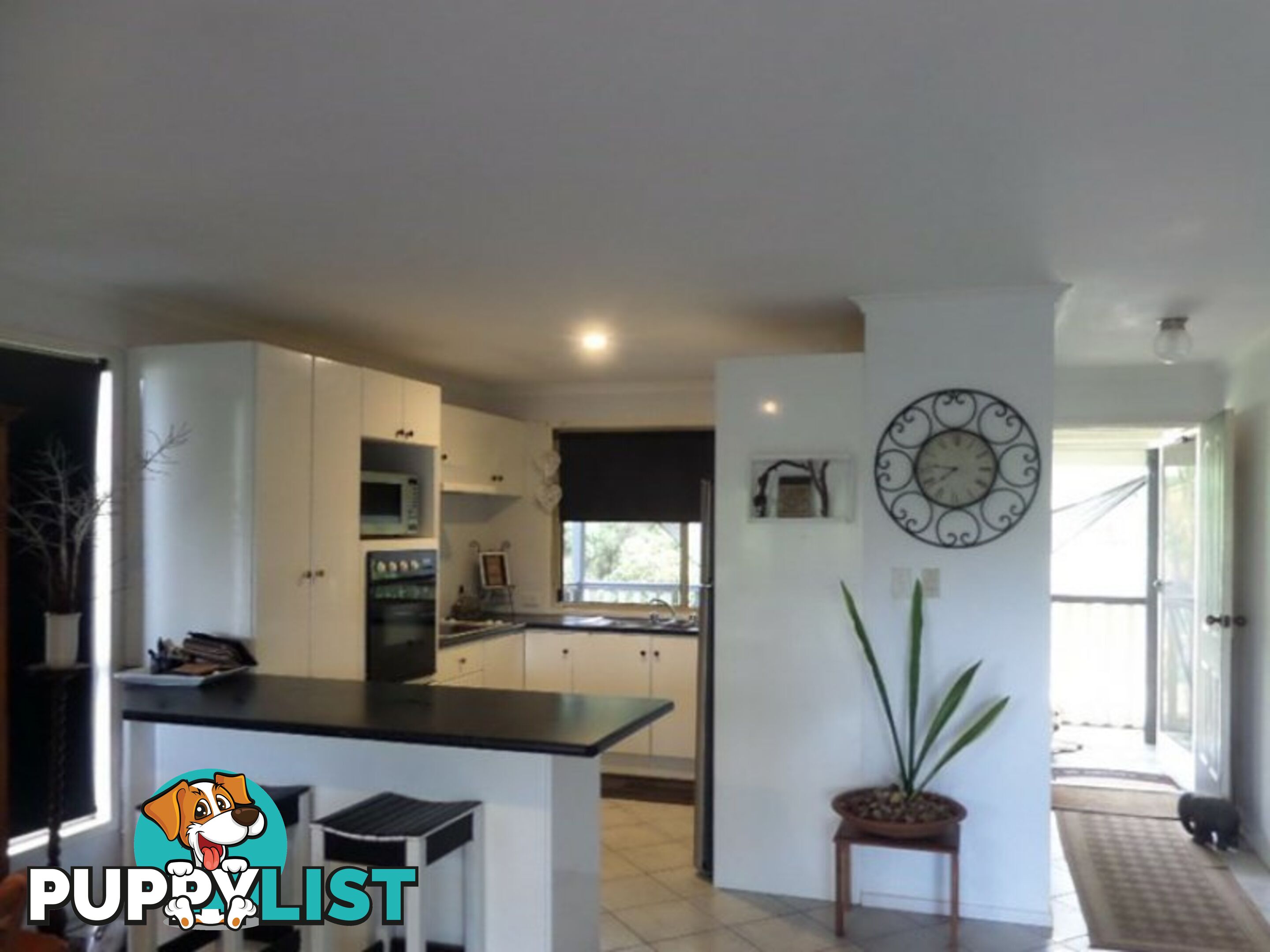 66 Crescent Drive RUSSELL ISLAND QLD 4184