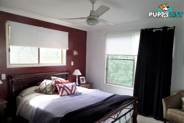 66 Crescent Drive RUSSELL ISLAND QLD 4184