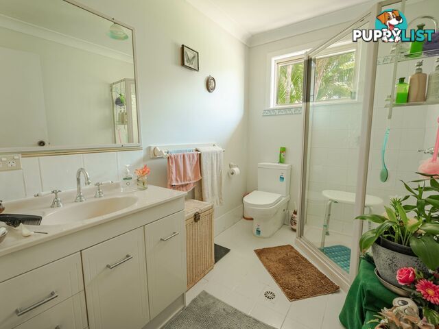 31 Jasper Street RUSSELL ISLAND QLD 4184