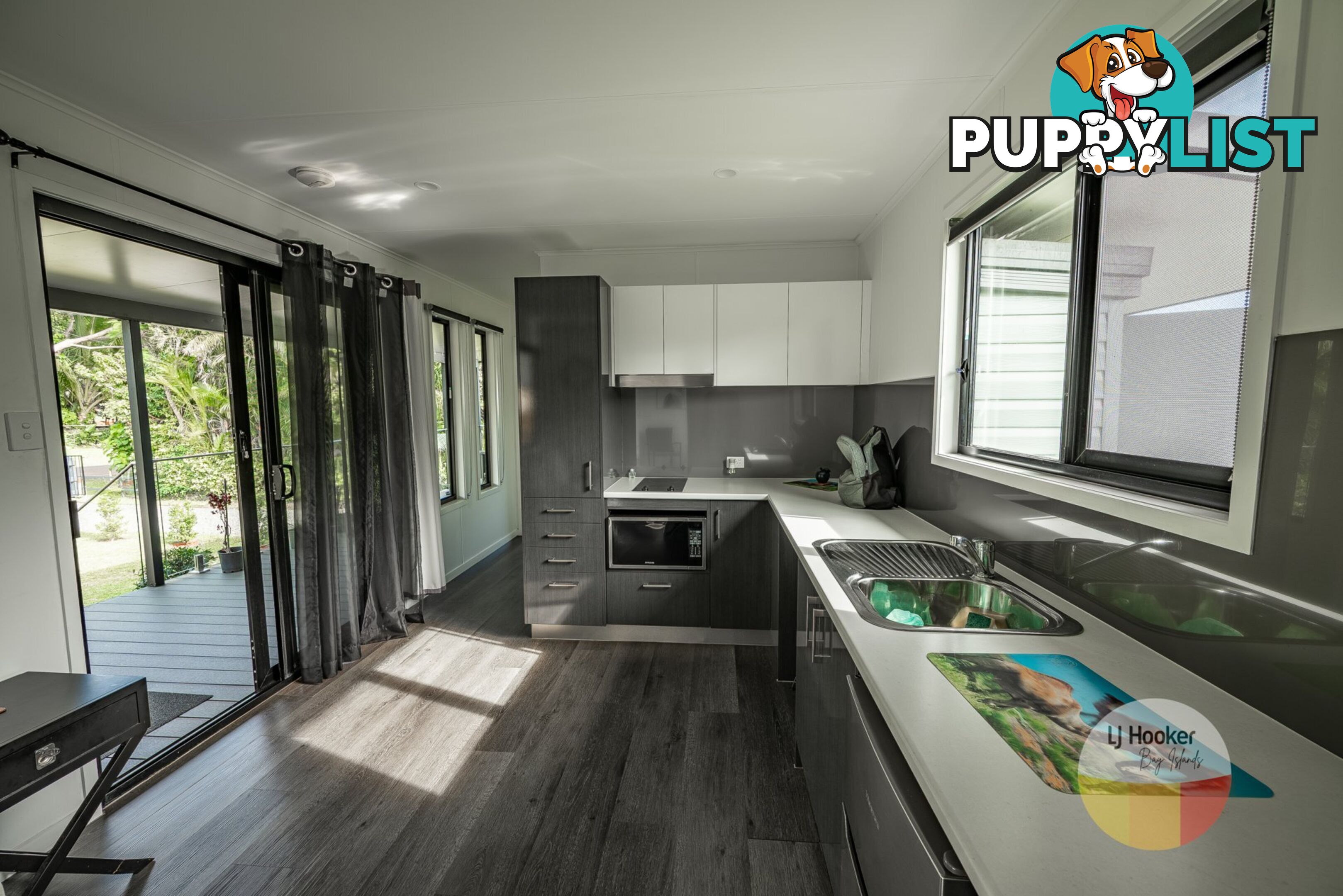 7 Laurel Street RUSSELL ISLAND QLD 4184
