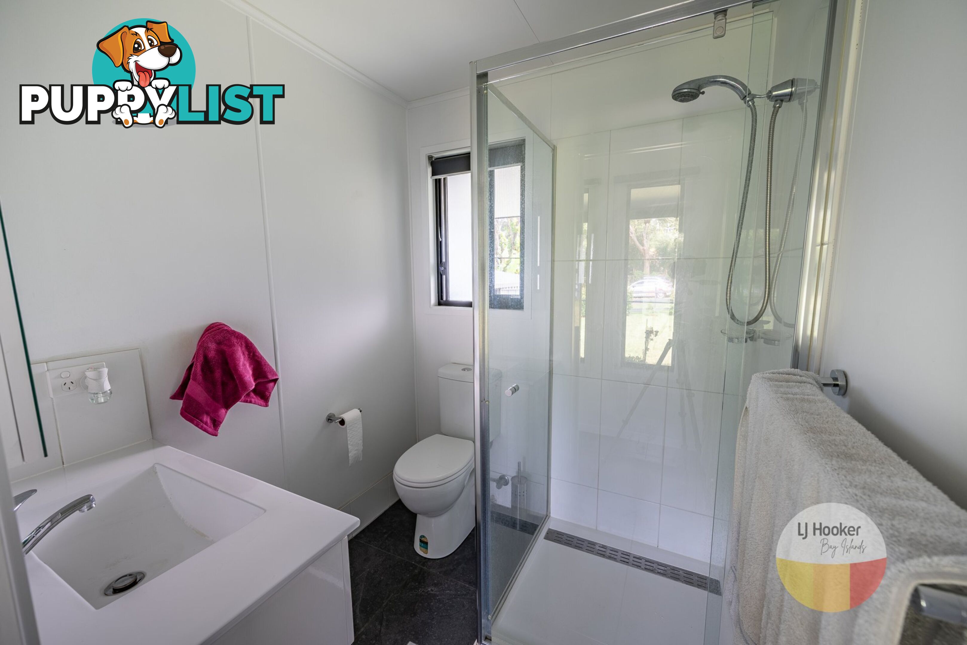 7 Laurel Street RUSSELL ISLAND QLD 4184