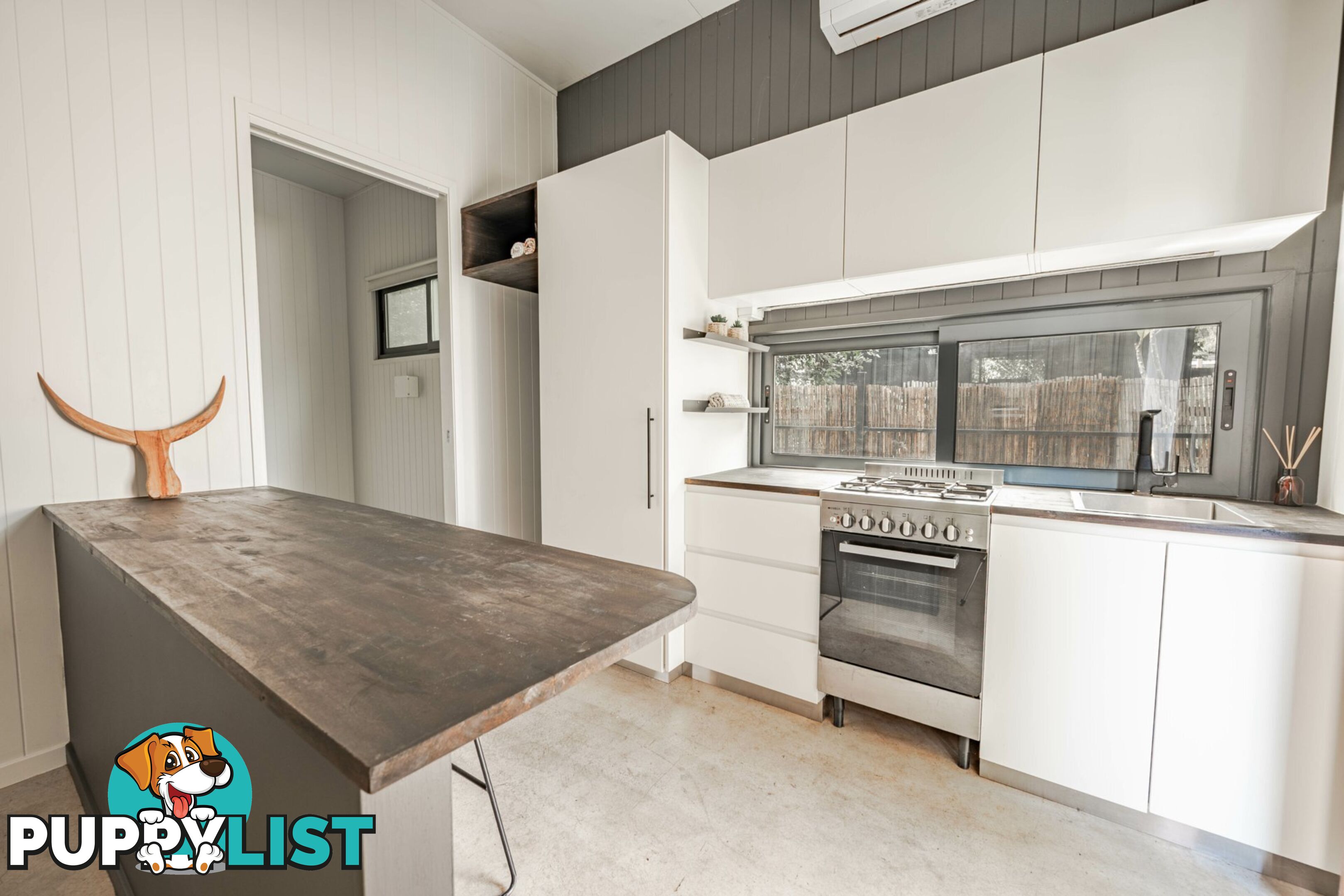 14 Miriam Street RUSSELL ISLAND QLD 4184