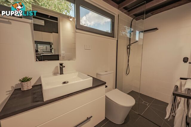 14 Miriam Street RUSSELL ISLAND QLD 4184